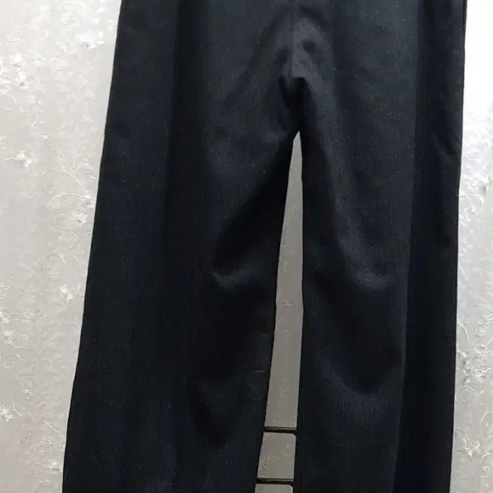 [BUNJANG] isae Slacks 28 / isae  모 예쁜바지 28