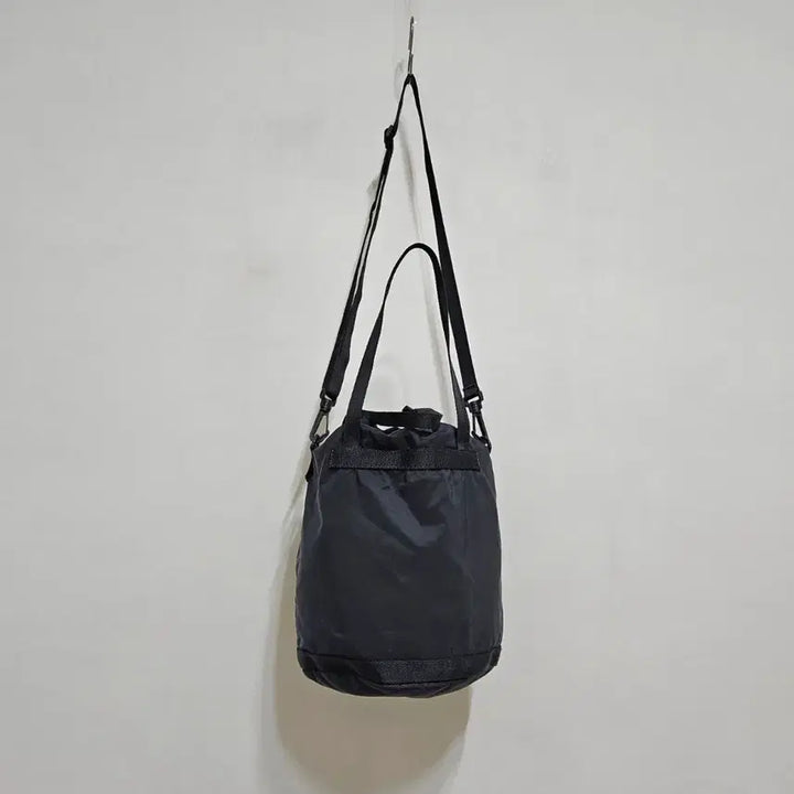 [BUNJANG] Uniqlo U Bucket Bag Medium / 유니클로u 버킷백 미디엄