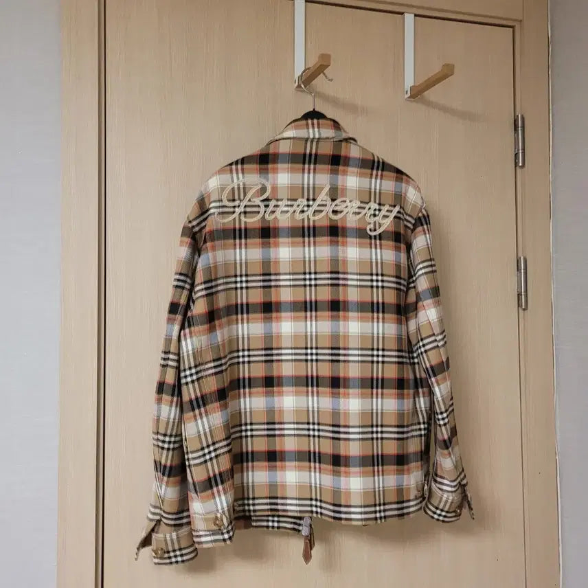 [BUNJANG] Burberry Embroidered B Motif Check Harrington Jacket / 버버리 엠브로이더리B 모티프체크 해링턴 자켓 48