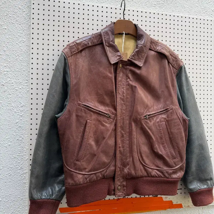 [BUNJANG] Scout A-2 Cowhide Leather Bomber Jacket / 1980s SCOUT COWHIDE FLIGHT 빈티지 A-2 레더봄버