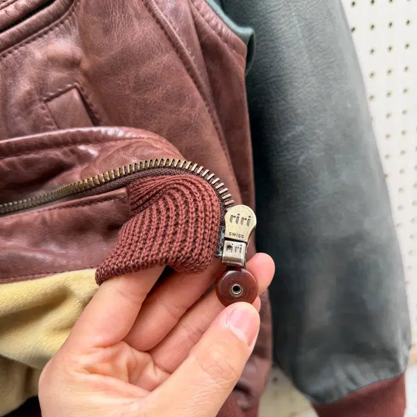 [BUNJANG] Scout A-2 Cowhide Leather Bomber Jacket / 1980s SCOUT COWHIDE FLIGHT 빈티지 A-2 레더봄버