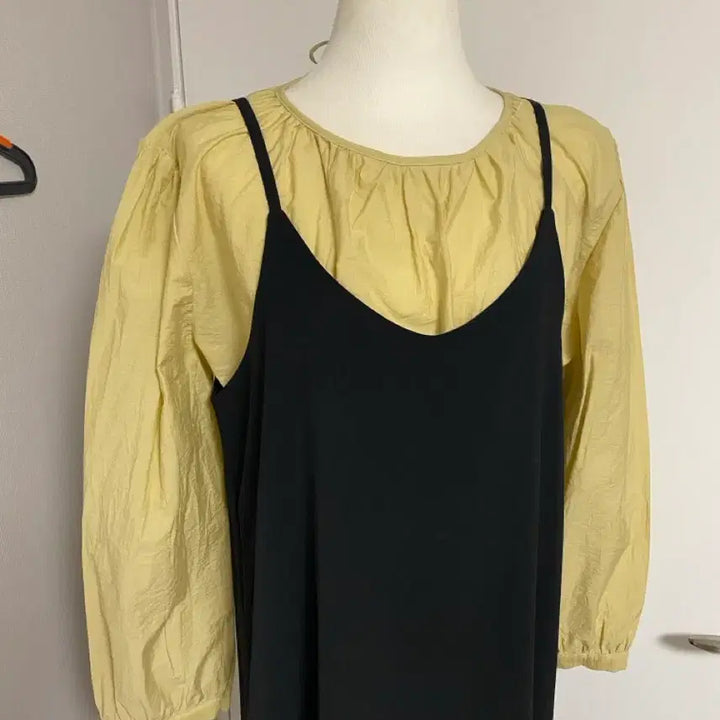 [BUNJANG] Oversized Shirred Back Ribbon Blouse / (공장재고정리/샘플상품)오버핏 셔링 뒷리본 블라우스