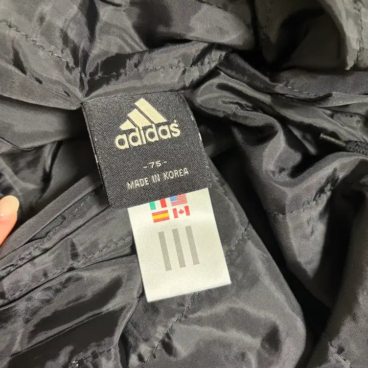 [SOLD OUT] 아디다스 우븐 트랙팬츠