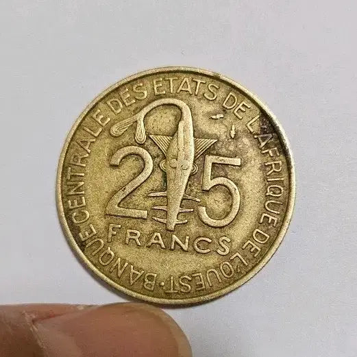 [BUNJANG] Africa 1982 25 Franc Coin / 아프리카 1982년 25프랑 동전(외국주화)146