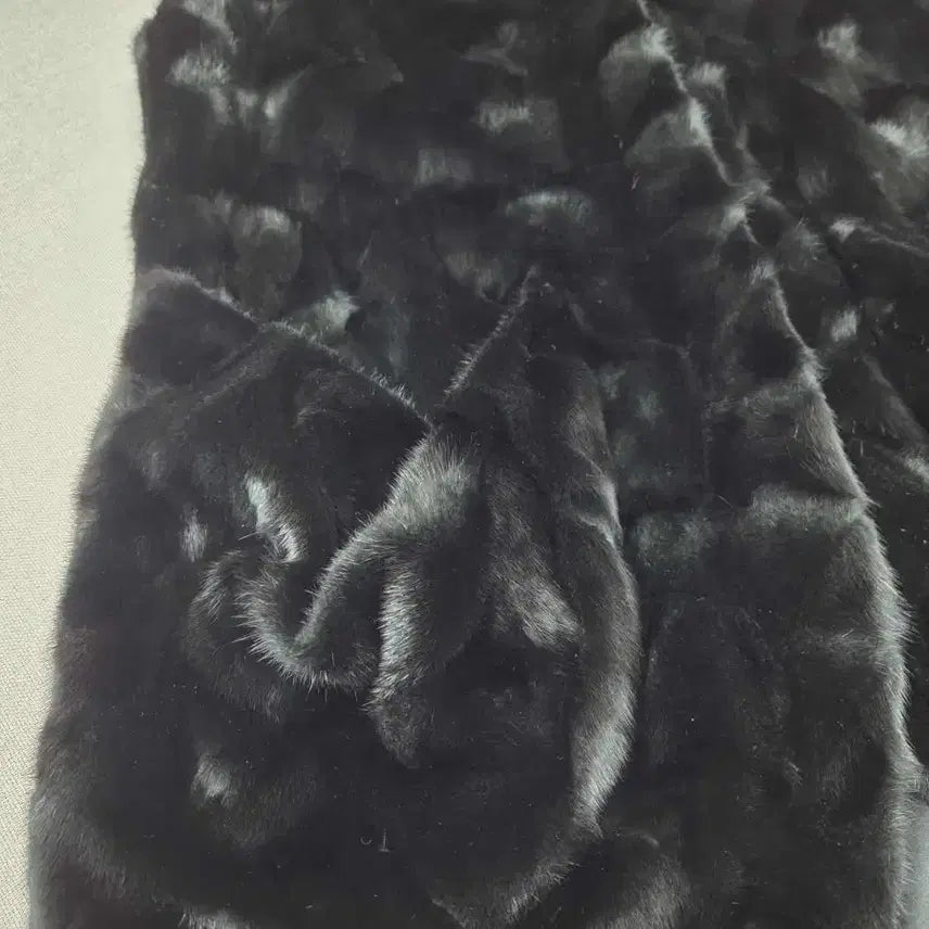 [BUNJANG] Black Mink Hooded Vest / 블랙 후드 밍크 베스트 조끼