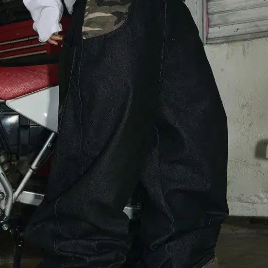 [BUNJANG] Skelwex Camo Roll-up Denim Pants Black L / 스켈리웩 카모 롤업 데님 팬츠 블랙 L