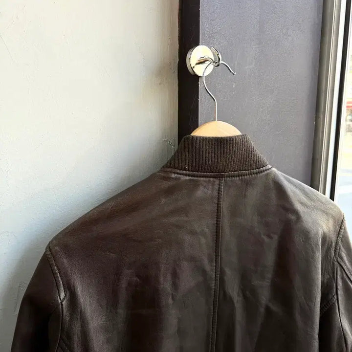[SOLD OUT] L/ 아비렉스 MA-1 레더 자켓