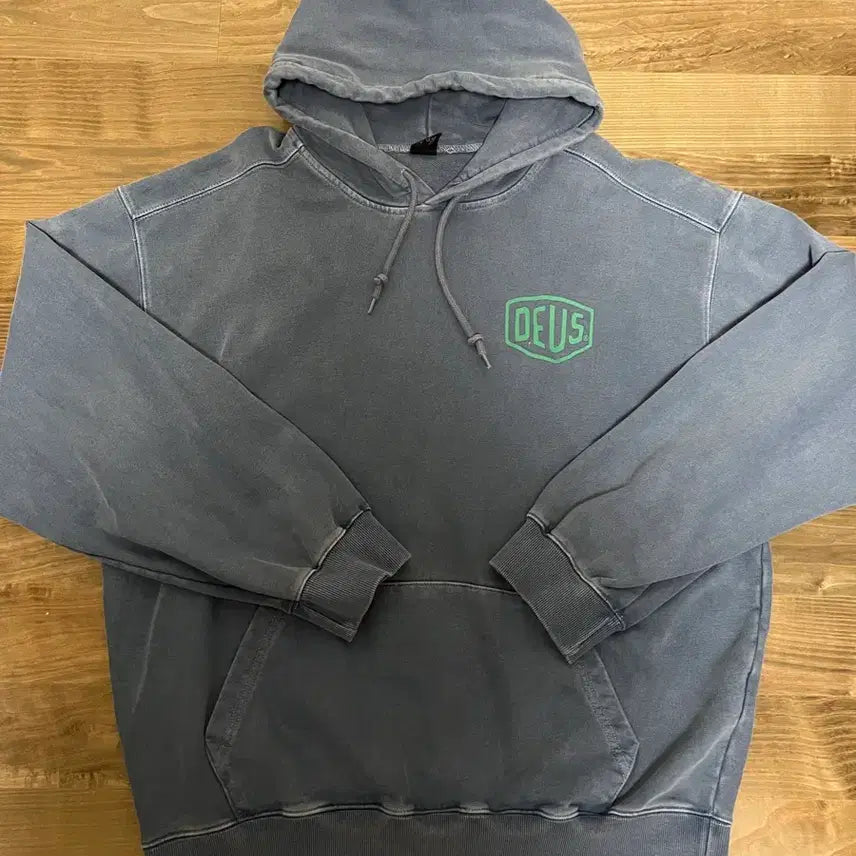 [BUNJANG] Deus Ex Machina x Worksout Dyed Blue Hoodie (L) / 데우스 x 웍스아웃 후드티 (L)