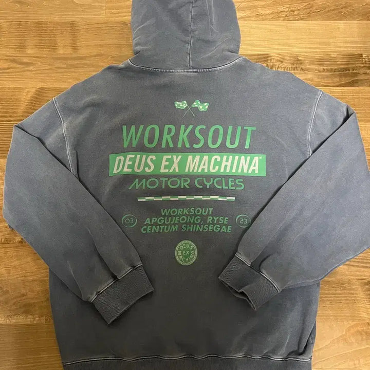 [BUNJANG] Deus Ex Machina x Worksout Dyed Blue Hoodie (L) / 데우스 x 웍스아웃 후드티 (L)