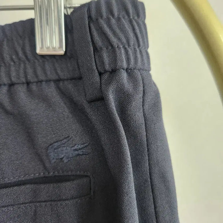 [BUNJANG] Lacoste Navy Tapered Fit Pants / 라코스테 네이비 테이퍼드 핏 바지