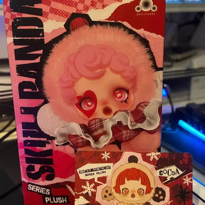 [BUNJANG] Popmart Skullpanda Winter Symphony Series Doll Keychain / 팝마트 스컬판다 겨울교향곡 시리즈 인형 키링