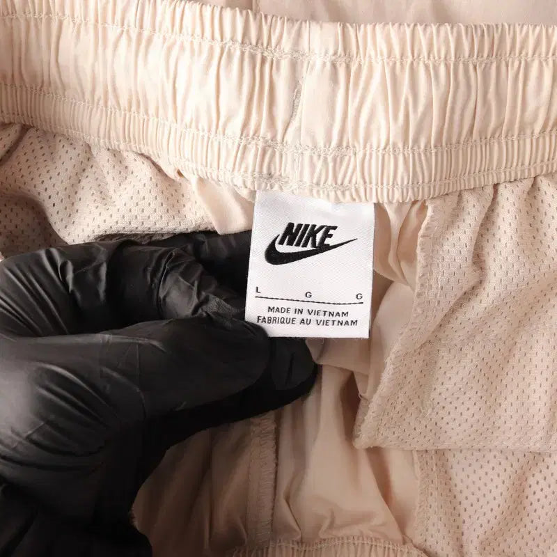 [BUNJANG] Nike Woven Flow Shorts Light Bone L / 나이키 우븐 플로우 쇼츠 라이트본 L