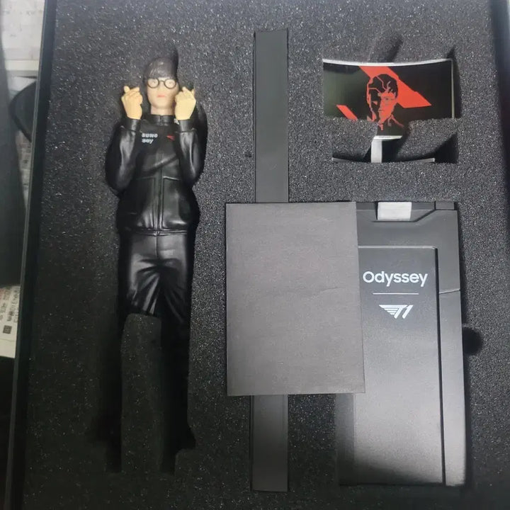[BUNJANG] Samsung Odyssey Faker Figure / 페이커 삼성 오디세이 피규어