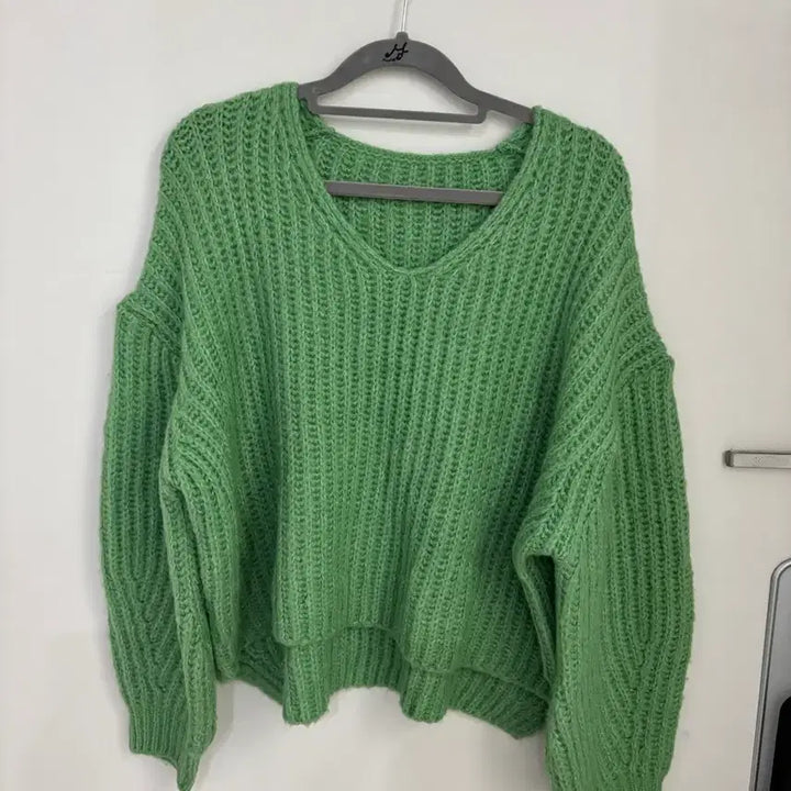 [BUNJANG] Green V-Neck Knit Sweater One Size / 그린 브이넥 니트 스웨터 프리사이즈 새상품)