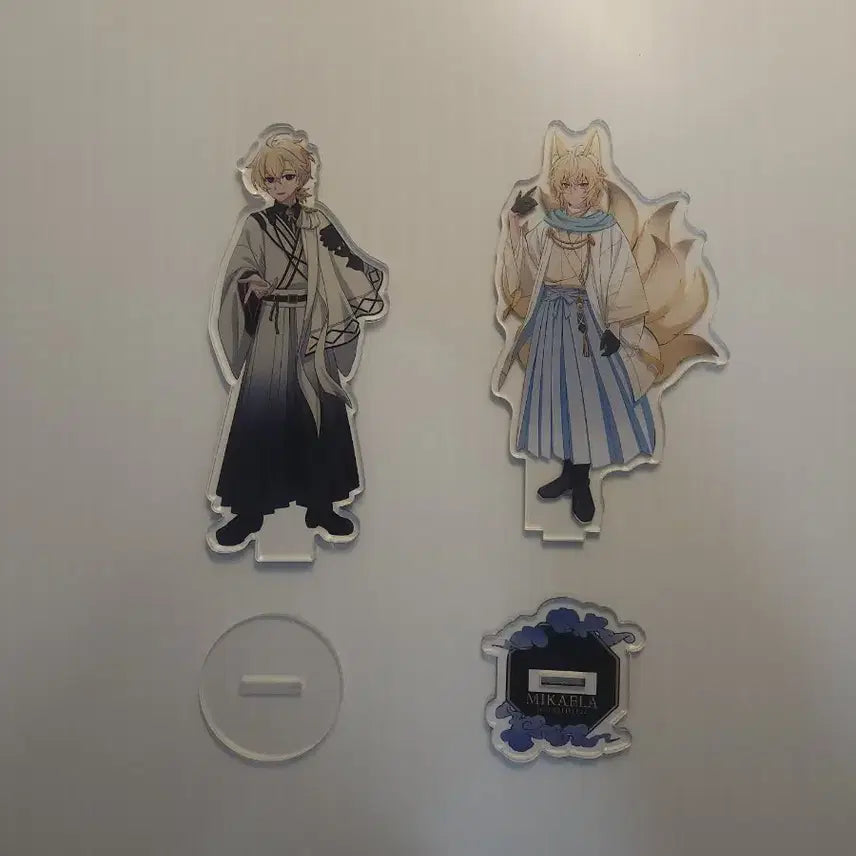 [BUNJANG] Seraph of the End Mikaela Acrylic Stand / 종말의세라프 미카엘라 비공굿 아크릴 판매