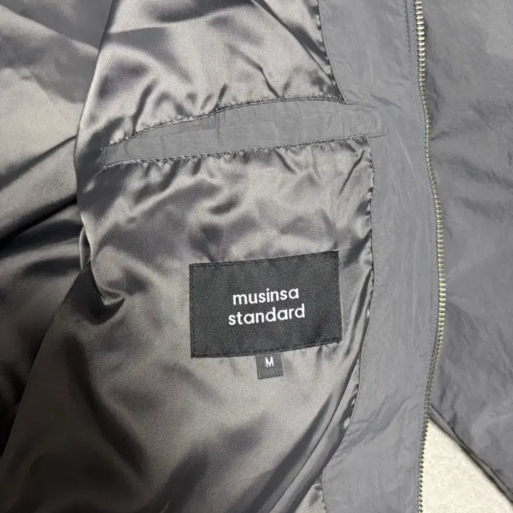 [BUNJANG] Musinsa Standard High Neck Blouson M / 무신사스탠다드 하이넥 블루종 m