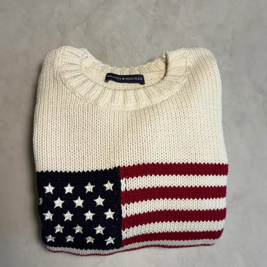[BUNJANG] Brandy Melville Nico American Flag Sweater / 브랜디멜빌 성조기 니트 니코 아메리칸 스웨터 새상품