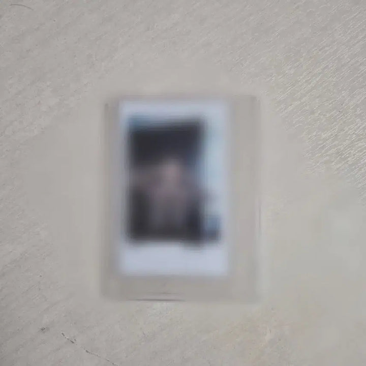 [BUNJANG] fromis_9 Song Ha-young Signed Polaroid / 프로미스나인 송하영 싸인폴라로이드 판매합니다