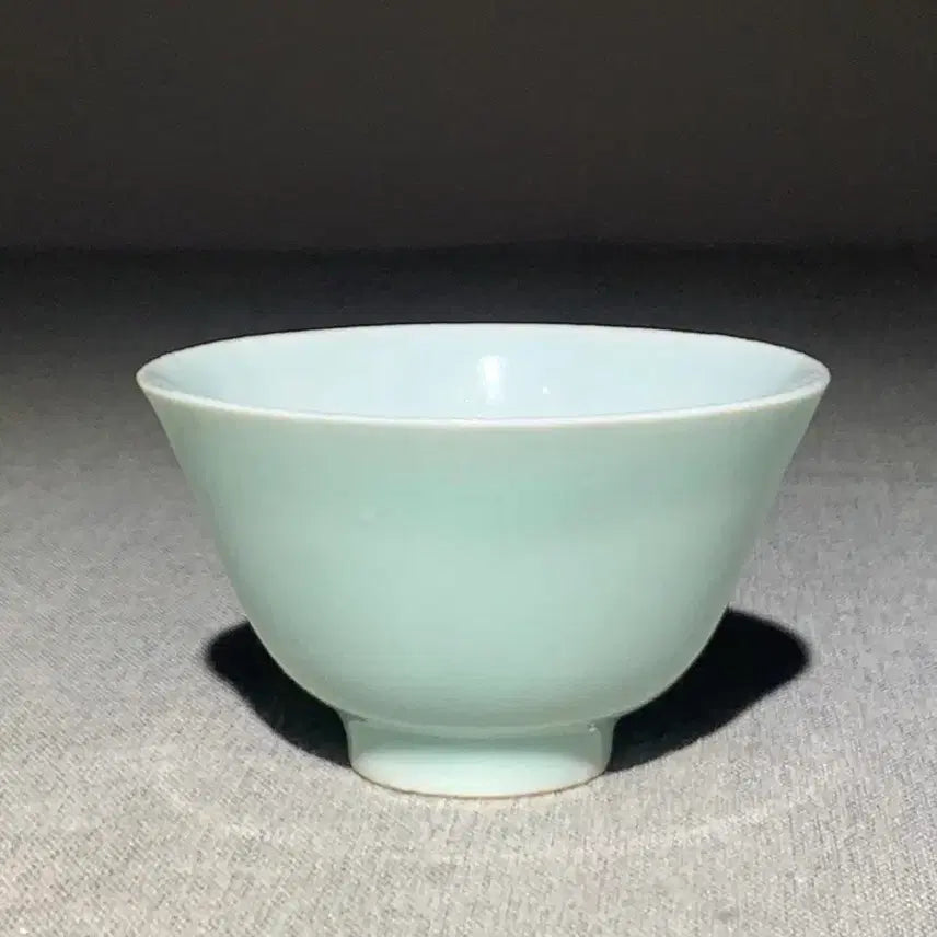 [BUNJANG] Mid-Qing Dynasty Douqing Glazed Yassu Cup / 청나라중기두청유압수배