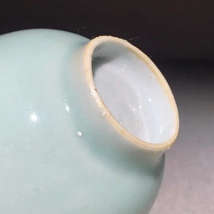 [BUNJANG] Mid-Qing Dynasty Douqing Glazed Yassu Cup / 청나라중기두청유압수배