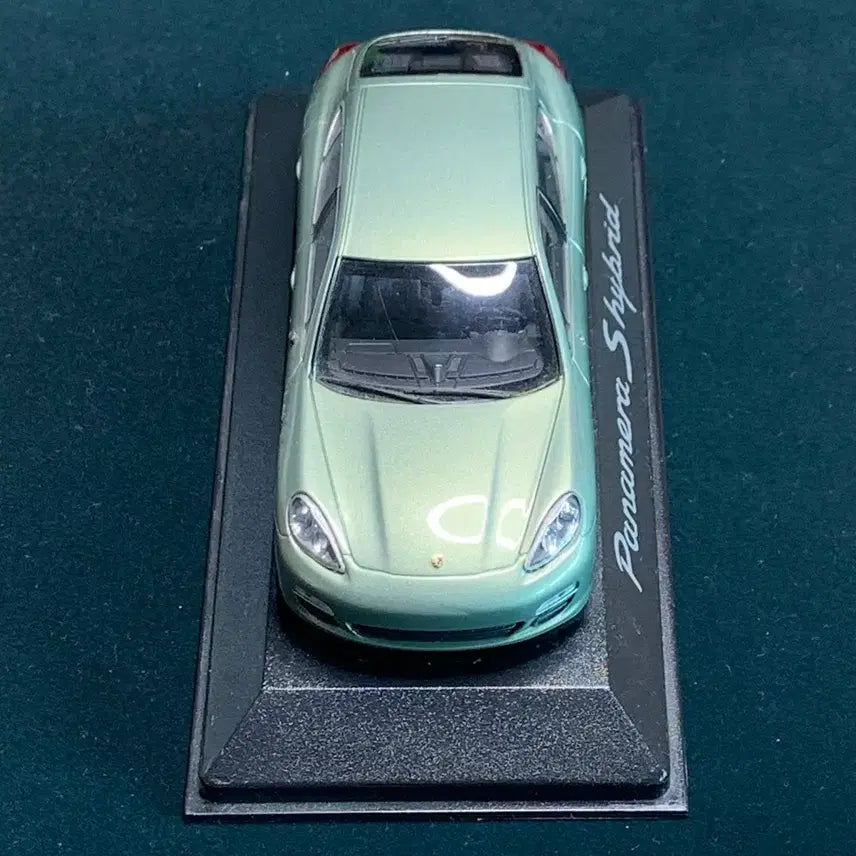 [BUNJANG] Panamera S Hybrid Model Car / 파나메라S 하이브리드 모델카