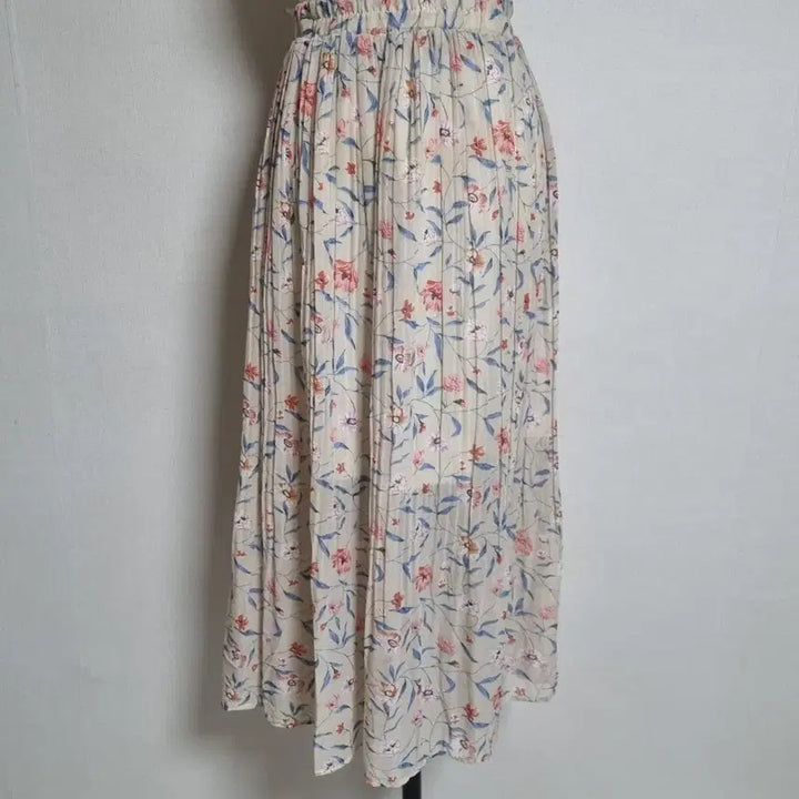 [BUNJANG] Beige Floral Pleated Long Skirt / 베이지잔꽃주름롱스커트