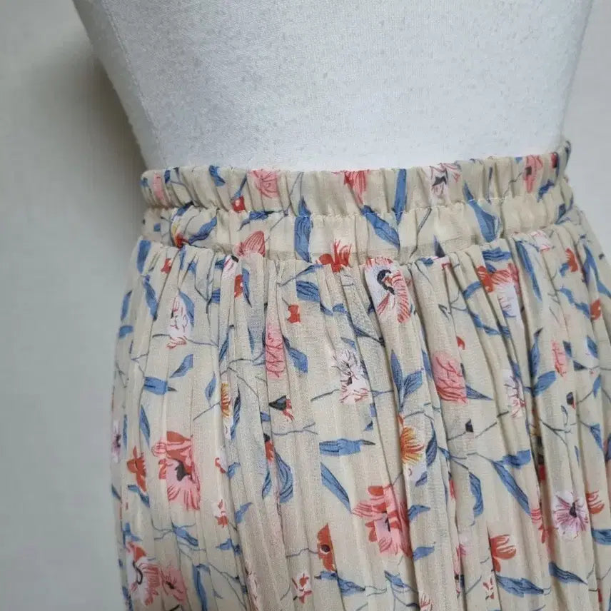 [BUNJANG] Beige Floral Pleated Long Skirt / 베이지잔꽃주름롱스커트