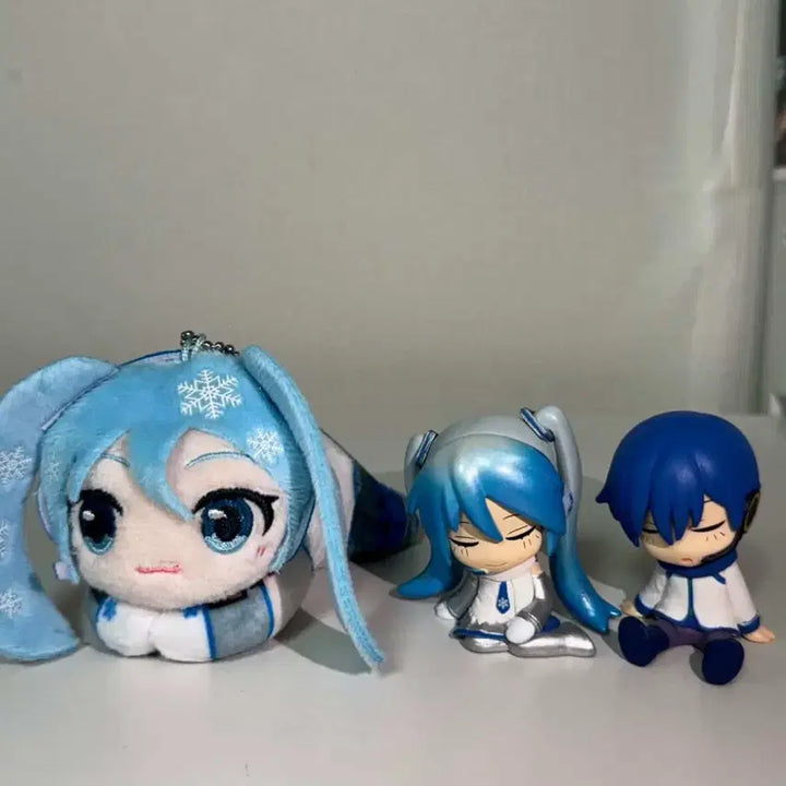 [BUNJANG] Hatsune Miku Kaito Figure Bundle Set / 미쿠 카이토 피규어 인형 일괄