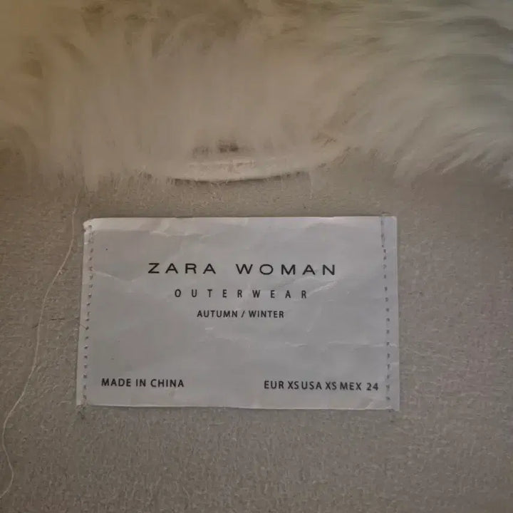[BUNJANG] ZARA Ivory Faux Fur Mouton Jacket (S) / "자라" 넘이쁜 아이보리 퍼 무스탕 자켓(S)