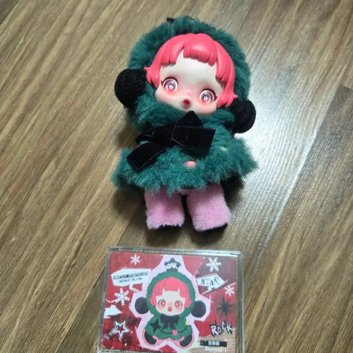 [BUNJANG] Pop Mart Skullpanda Winter Symphony Variation Figure / 팝마트 스컬판다 겨울 교향곡 - 변주곡 [정품 미사용]