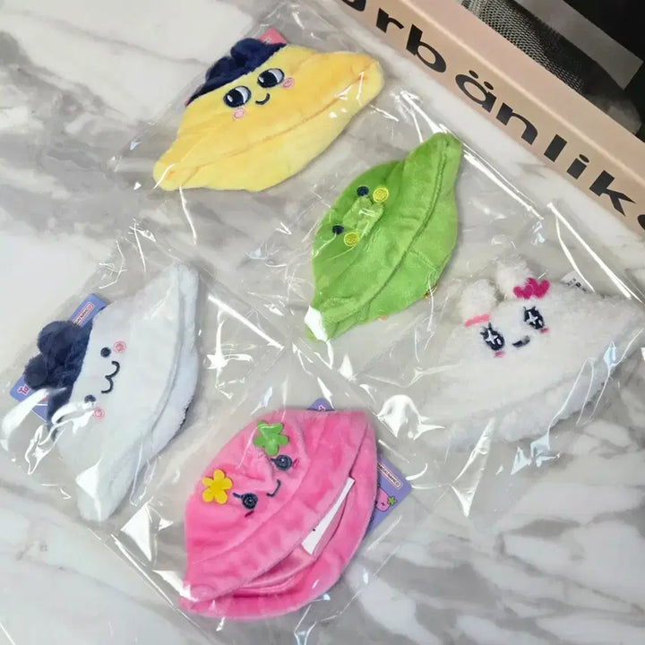 [BUNJANG] Tamagotchi Guchipatchi Bucket Hat Keyring Strap / 다마고치 키링 버킷햇