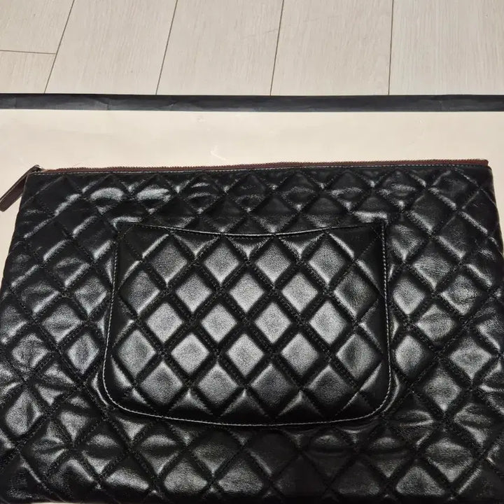 [BUNJANG] Chanel Classic Large Clutch Lambskin Gold / 정품)샤넬 클래식 라지 클러치 램스킨 금장