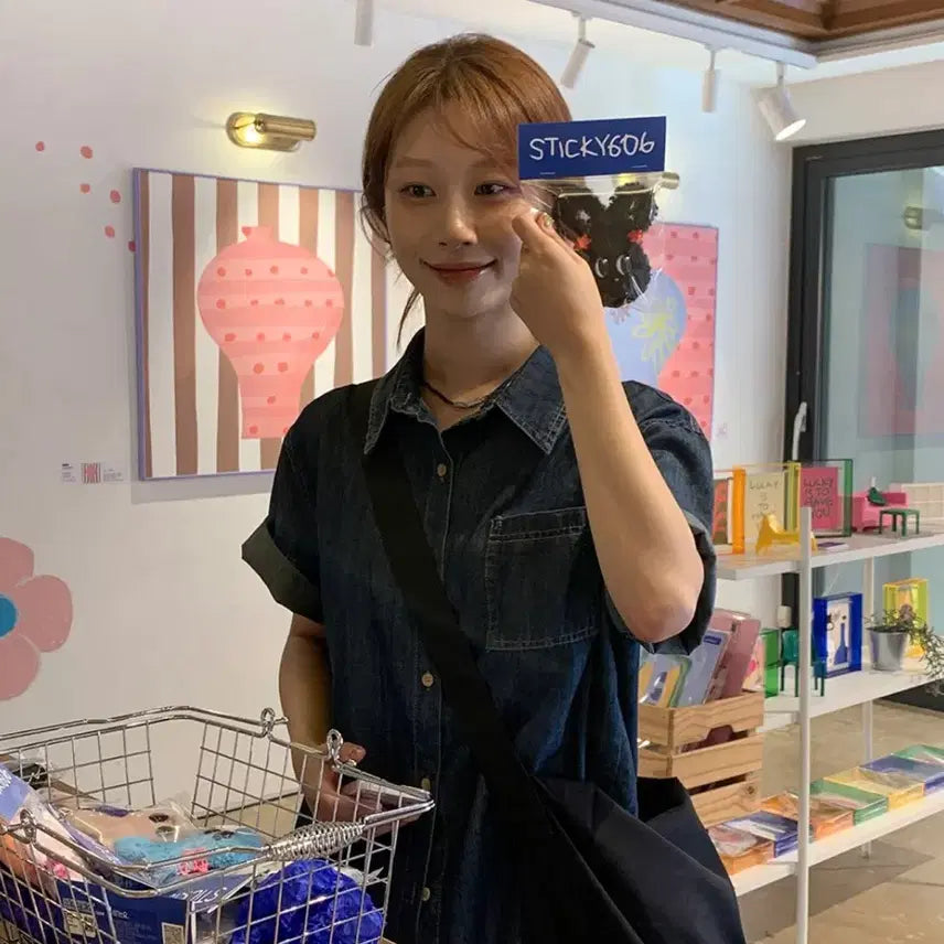 [BUNJANG] Kurin Roll-up Denim Shirt / (2회 착용) 쿠린 롤업 반팔 데님 셔츠