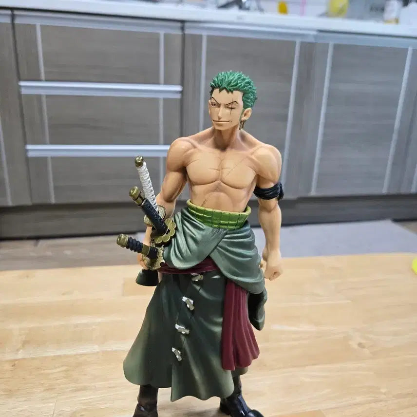 [BUNJANG] One Piece Zoro Figure / 원피스 조로 피규어