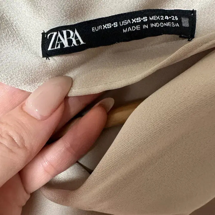 [BUNJANG] Zara Silk Draping Blouse / 자라 실크 드레이핑 블라우스