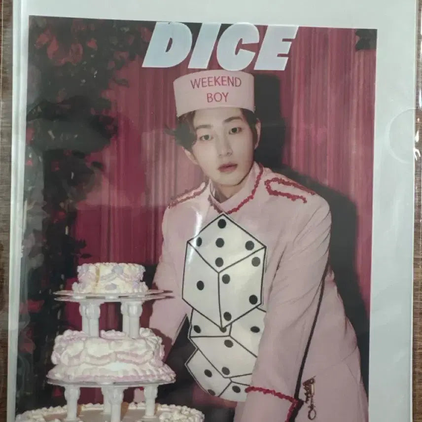 [BUNJANG] Onew Dice Hologram Photocard Set A / 온유 다이스 홀로그램 포토카드 세트A
