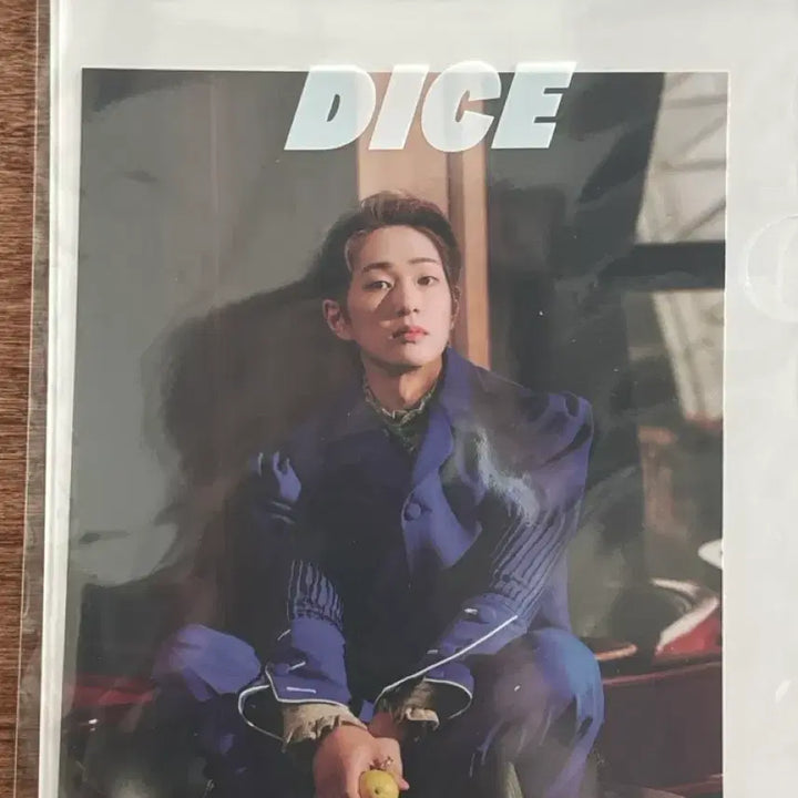 [BUNJANG] Onew DICE Hologram Photocard Set B / 온유 다이스 앨범 홀로그램 포카 세트B