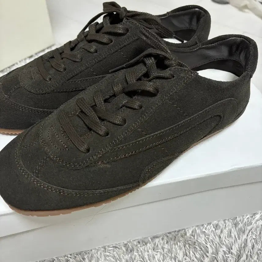 [BUNJANG] COS Sneakers Dark Brown / COS스니커즈 250 (새상품)