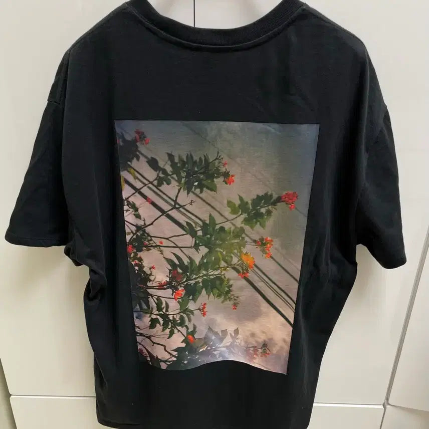 [BUNJANG] Fear Of God Back Print T-shirt Black M / 에센셜 FearOfGod 백프린팅 반팔 블랙 M (오버핏L)