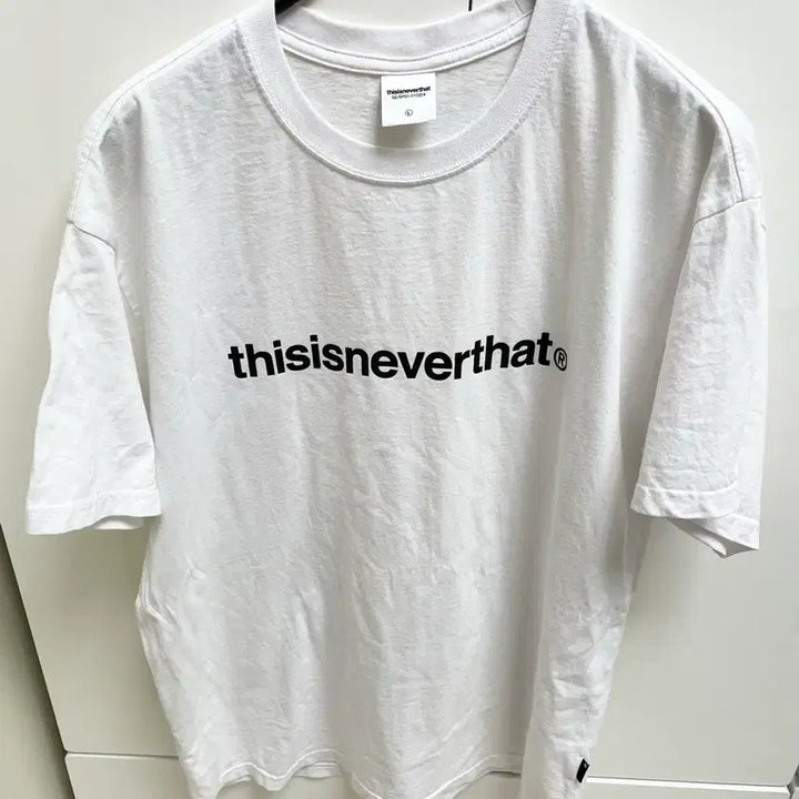 [BUNJANG] thisisneverthat Logo White Short Sleeve T-shirt L / 디스이즈네버댓 로고 화이트 반팔 L