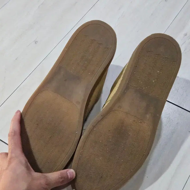 [BUNJANG] ODS Sub Trainer Banana Sneakers / ODS 서비스트레이너 바나나 280