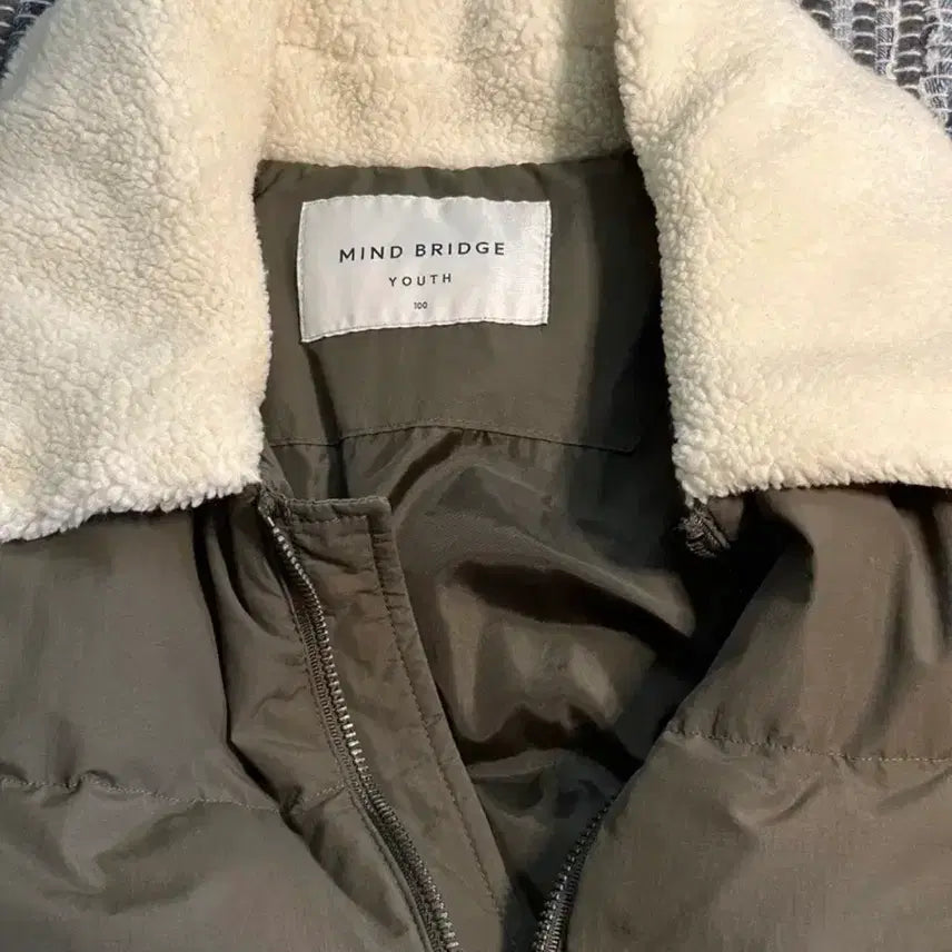 [BUNJANG] Mind Bridge Fur Collar Padded Jacket (Khaki) / 마인드브릿지 퍼 카라 패딩 카키 100사이즈 팝니다.