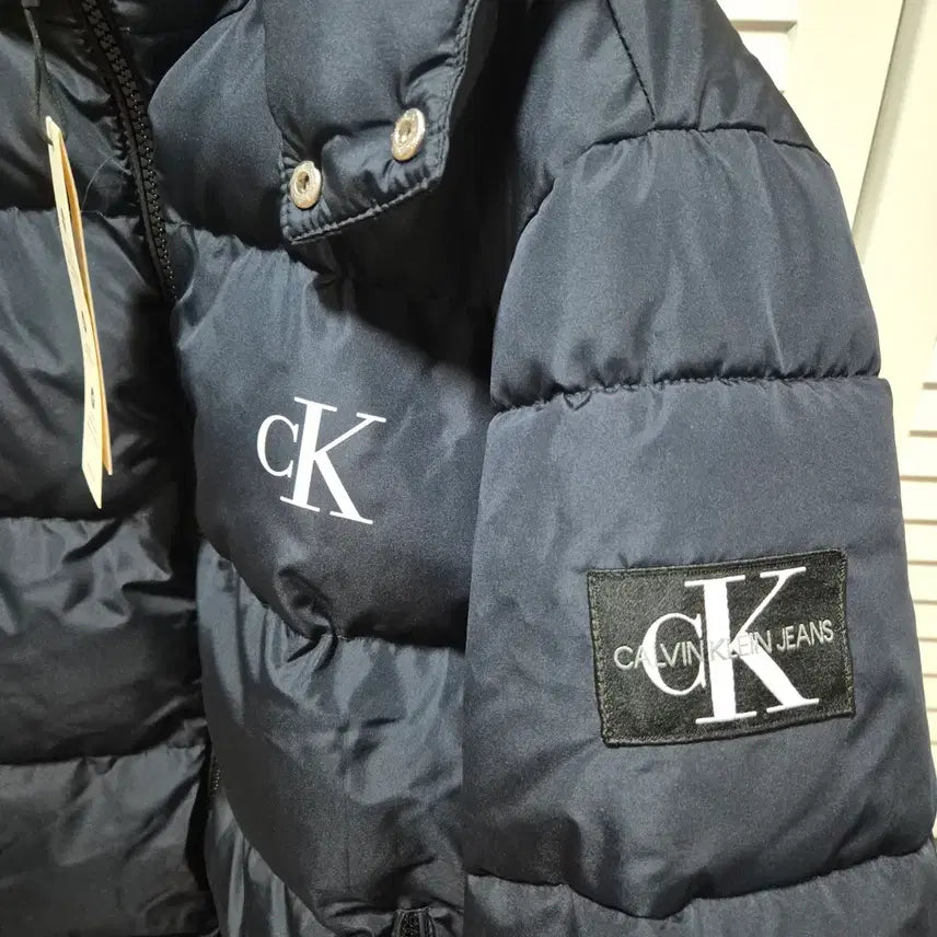 [SOLD OUT] 캘빈클라인 CK 로고 패딩 점퍼 네이비