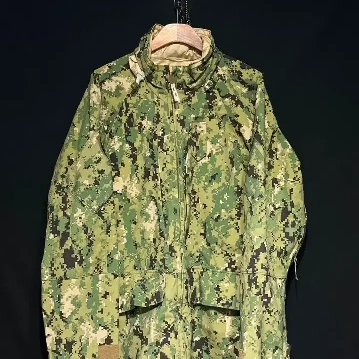 [SOLD OUT] 미해군 네이비씰 aor2 고어텍스 자켓
