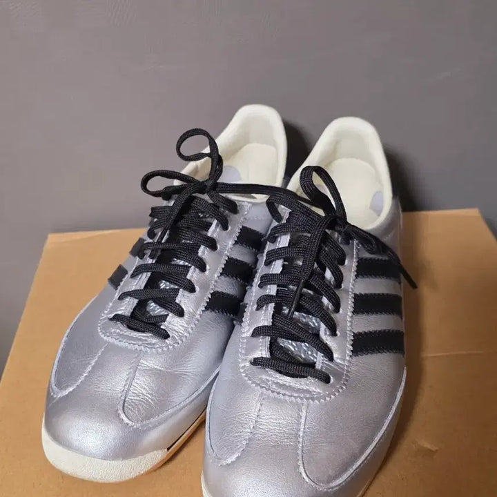 [BUNJANG] Adidas SL72 Silver Sneakers (235) / 아디다스 SL72 실버 JH6363 (235)