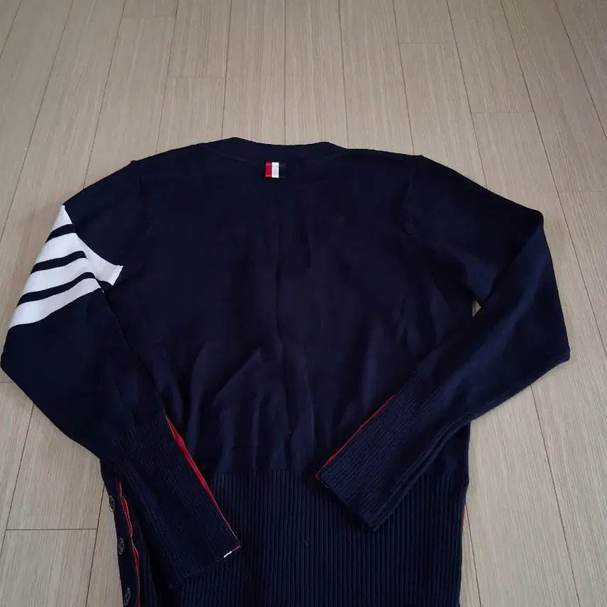 [BUNJANG] LIAUZ Navy Three-Stripe Women&