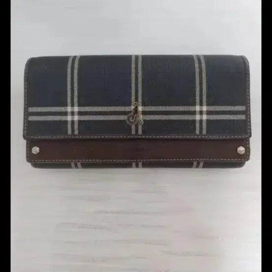 [BUNJANG] Beanpole Long Wallet / 빈폴 장지갑 (닥스루이까또즈헤지스제이에스티나메트로시티라코스테MCM