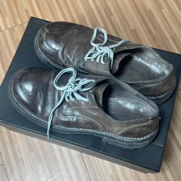 [BUNJANG] Lost Garden Hound Grey Size 43 / 로스트가든 하운드 그레이 43