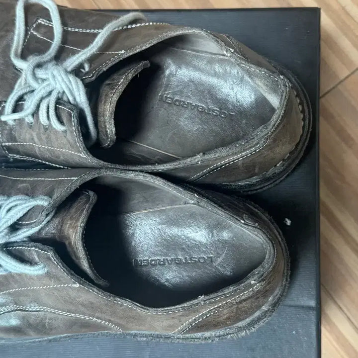 [BUNJANG] Lost Garden Hound Grey Size 43 / 로스트가든 하운드 그레이 43