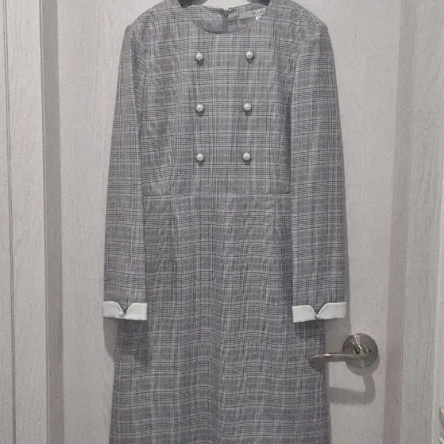 [BUNJANG] On&amp;On Check Pattern Dress / 온앤온 체크 패턴 원피스